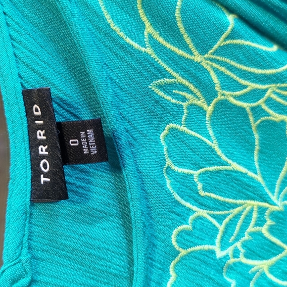 Torrid Sophie Turquoise Gauze Cami - Picture 7 of 7